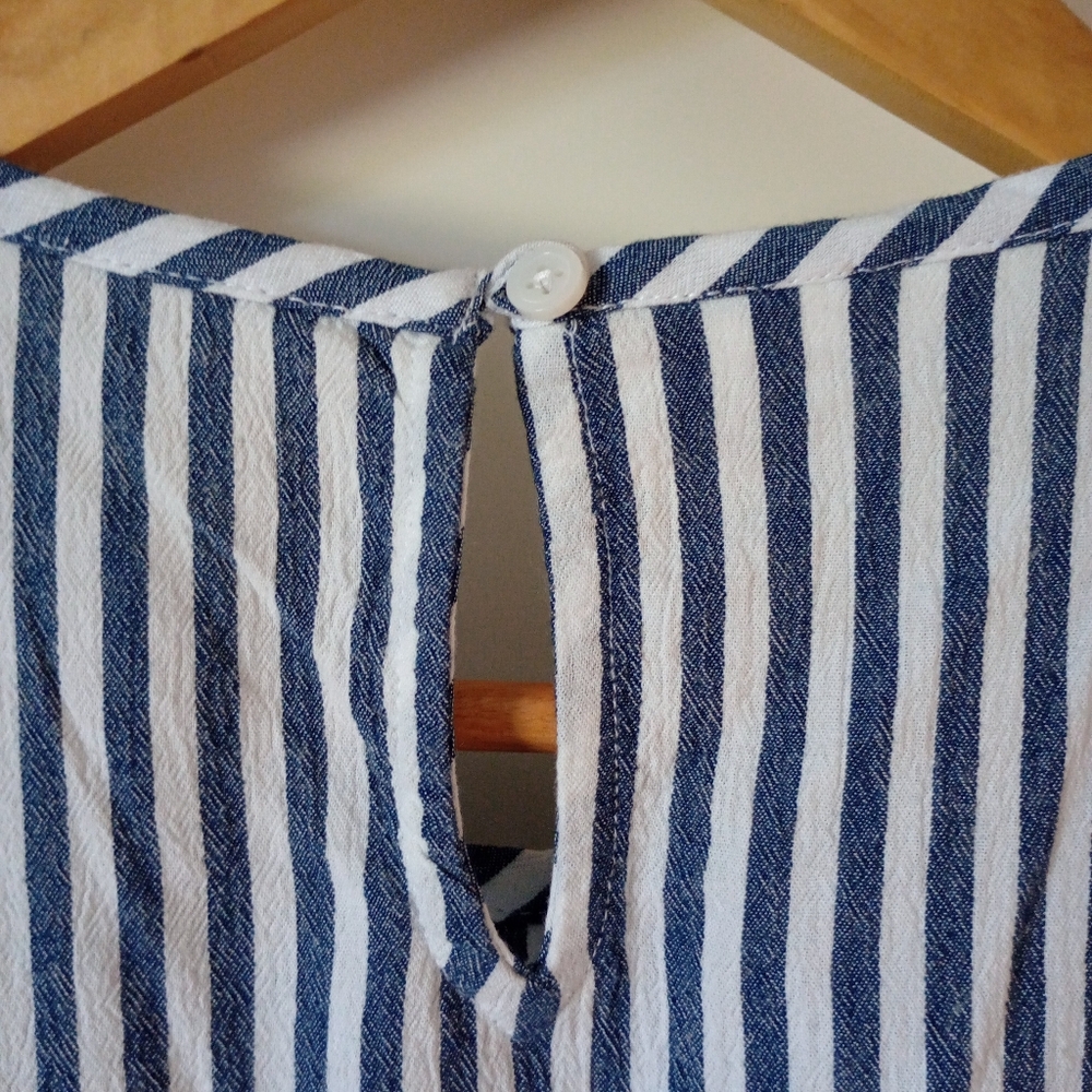 Morgan Taylor Blue and White Striped Ruffled Mini Dress Size Small - Picture 12 of 14